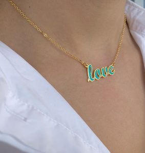 NECKLACE WITH ENAMEL PENDANT "LOVE"